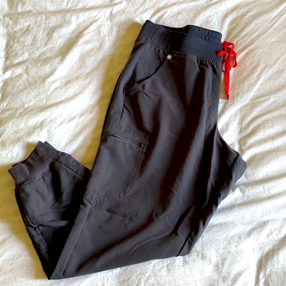 Figs Large Charcoal Zamora Jogger